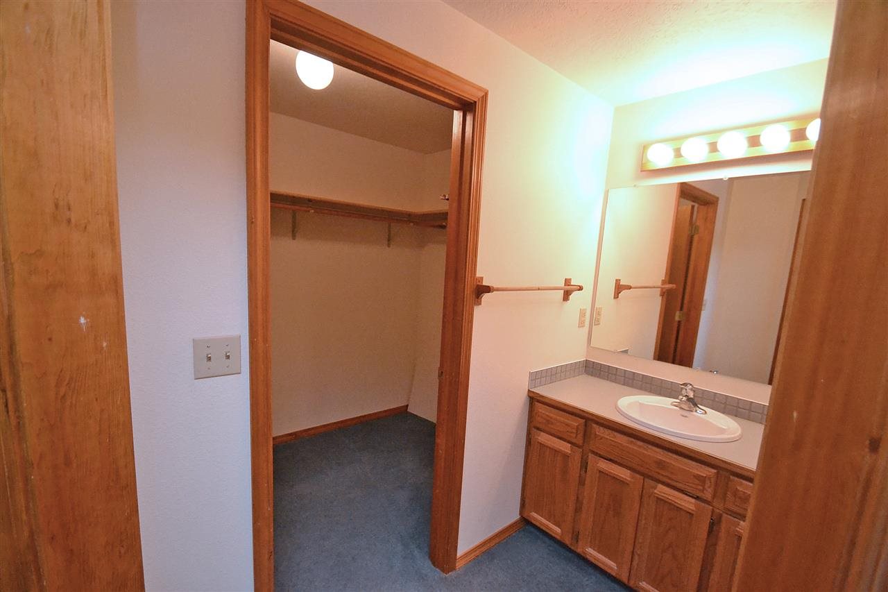 3420 S FOX Ct - Photo 12