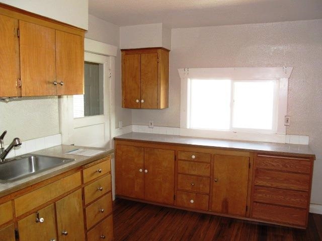 3223 E 34th Avenue - Photo 7