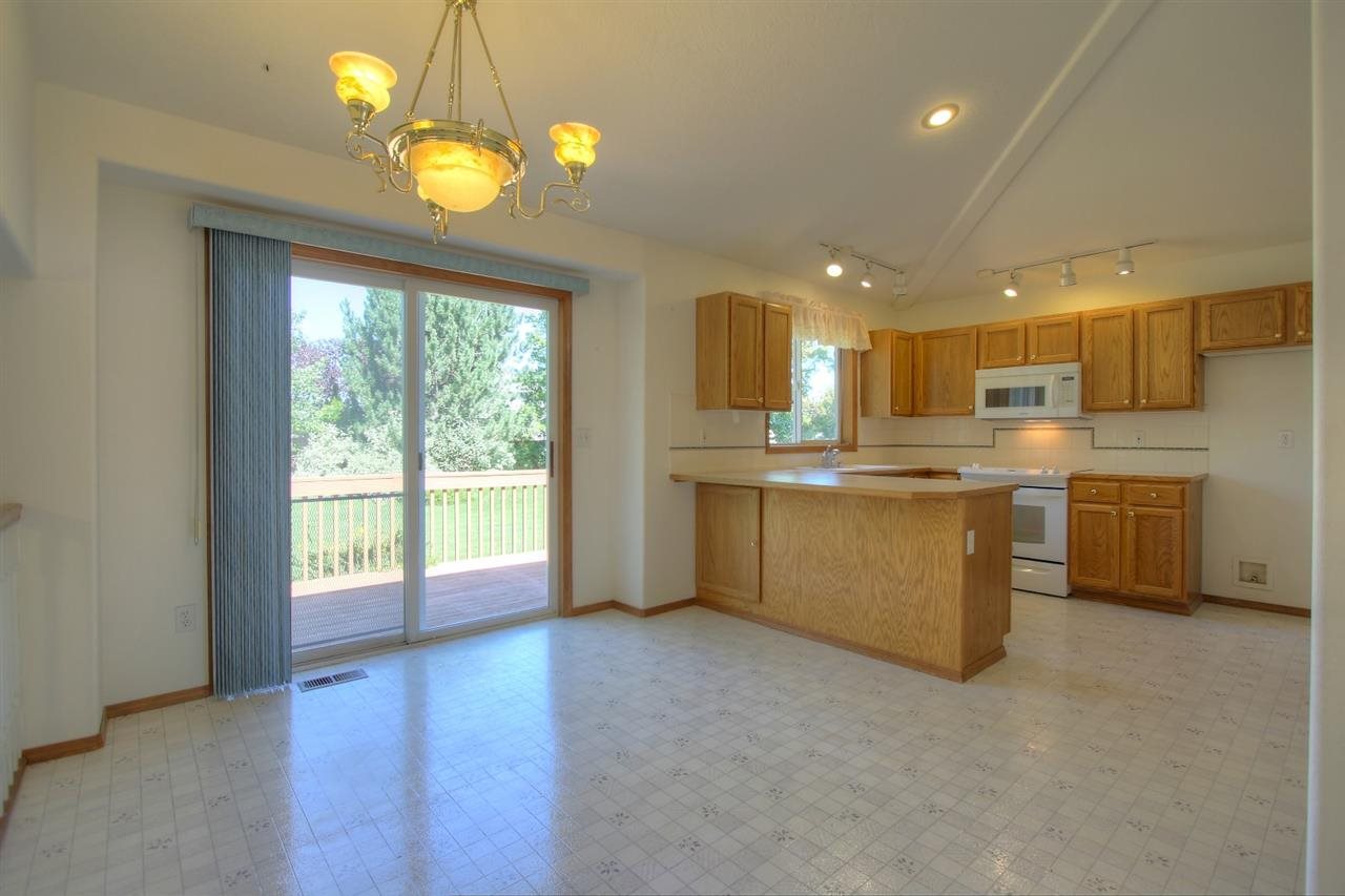 17716 N Lidgerwood St - Photo 4