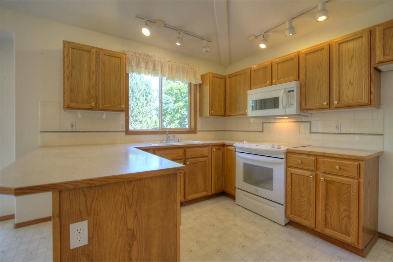 17716 N Lidgerwood St - Photo 5