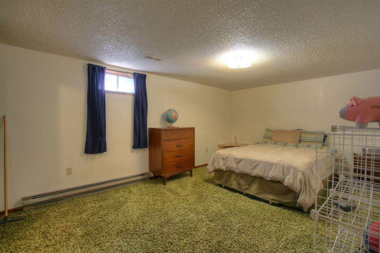 10710 N Mayberry Dr - Photo 15