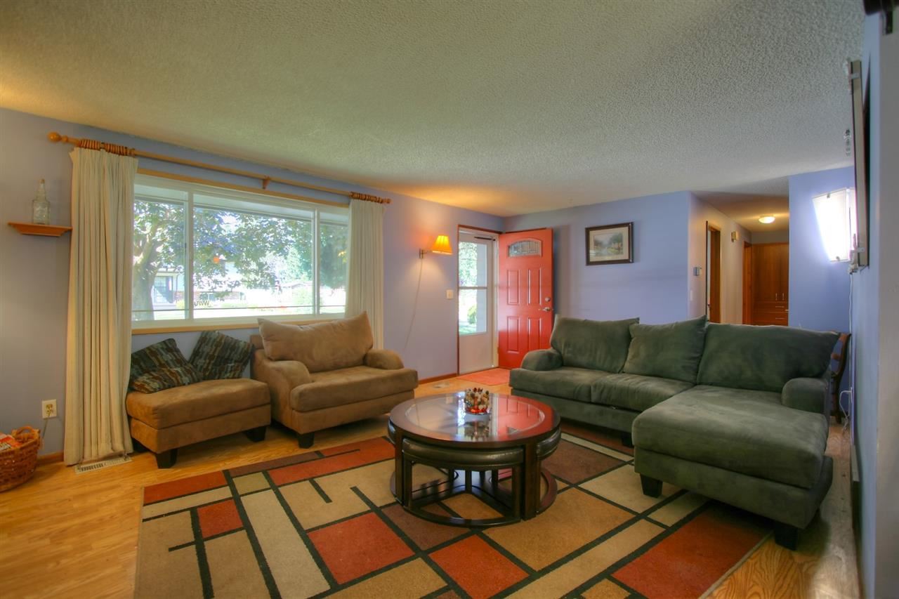 10710 N Mayberry Dr - Photo 3