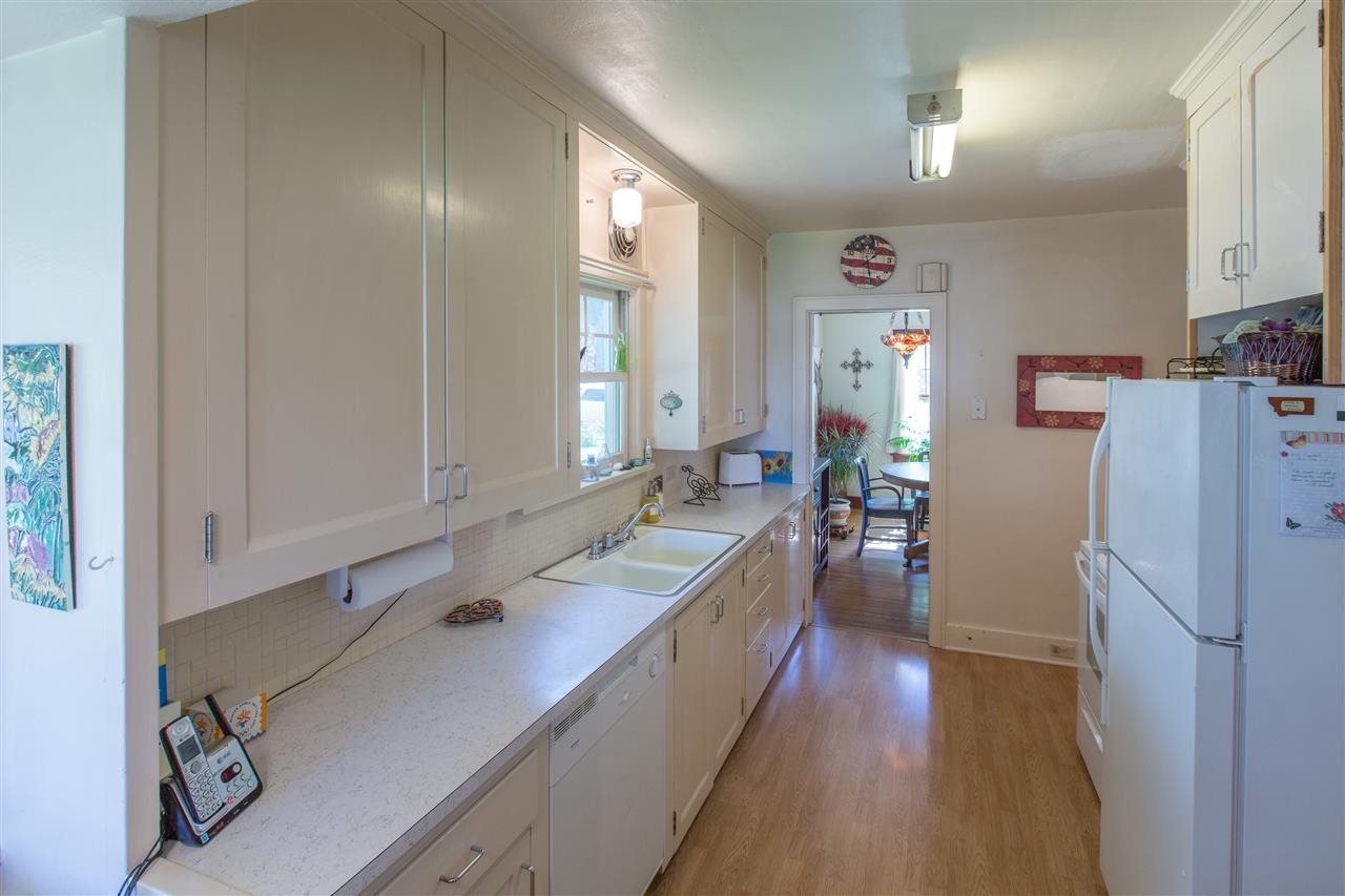 1227 E 13th Ave - Photo 7