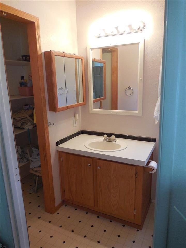16425 E Valleyway Ave - Photo 11