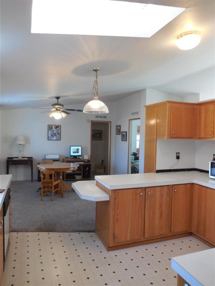 16425 E Valleyway Ave - Photo 4