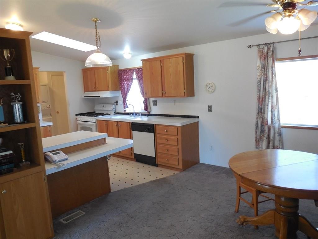 16425 E Valleyway Ave - Photo 5
