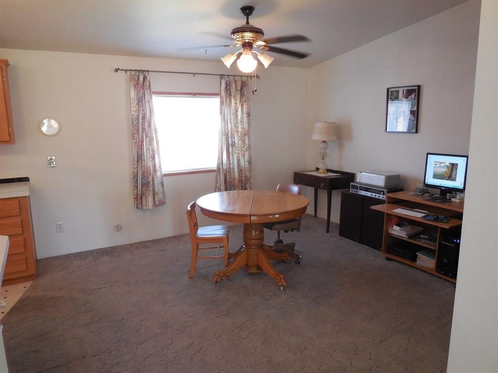 16425 E Valleyway Ave - Photo 6