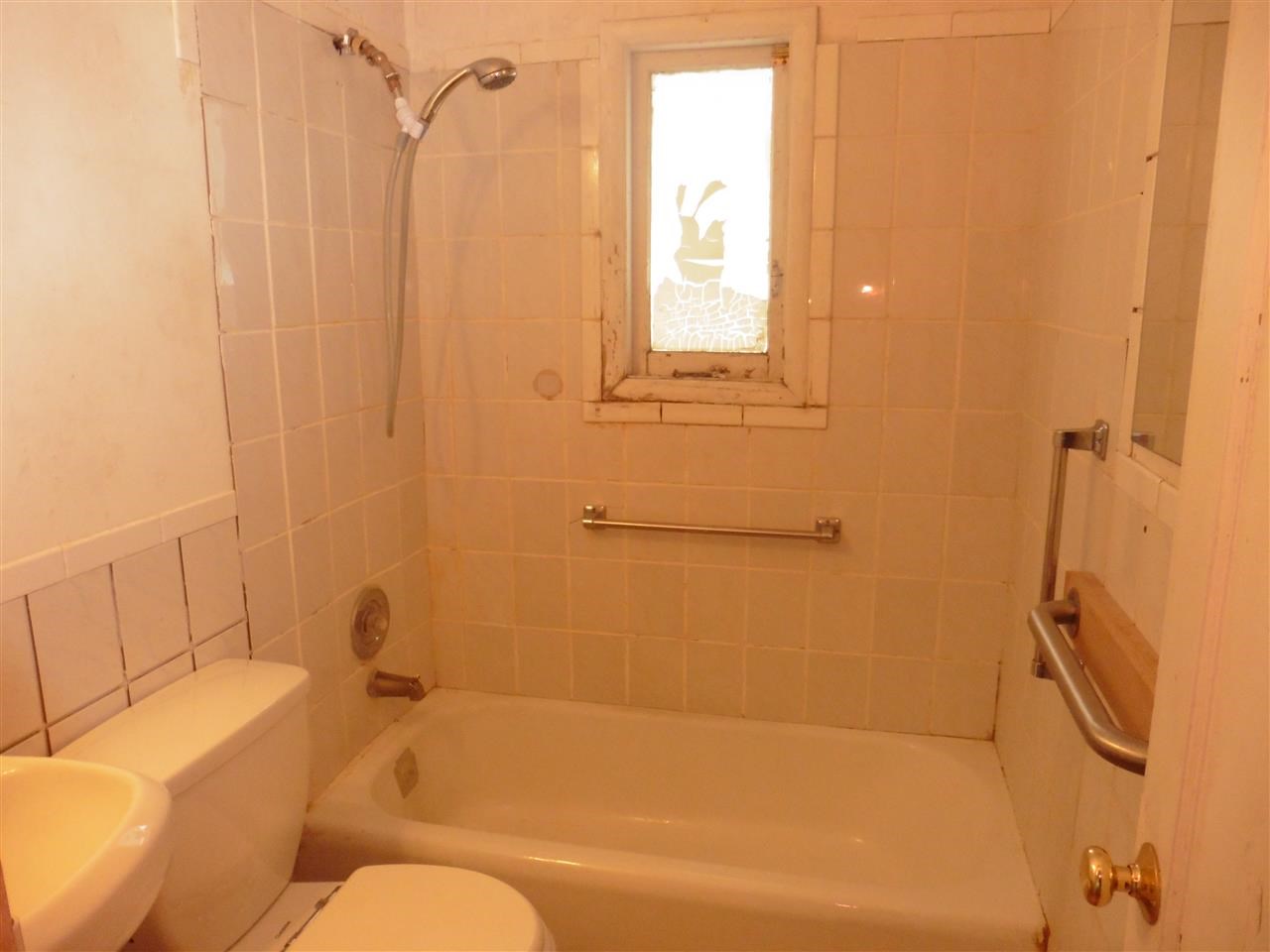 3608 E Grace Ave - Photo 9