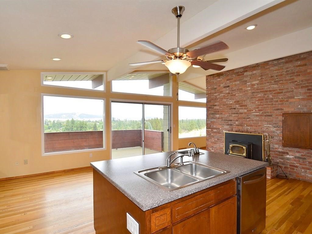 2434 E 9th Ave - Photo 8