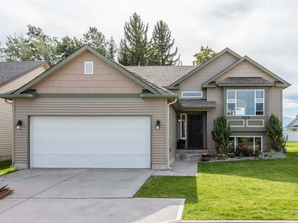 1608 N Tschirley Ln - Photo 1