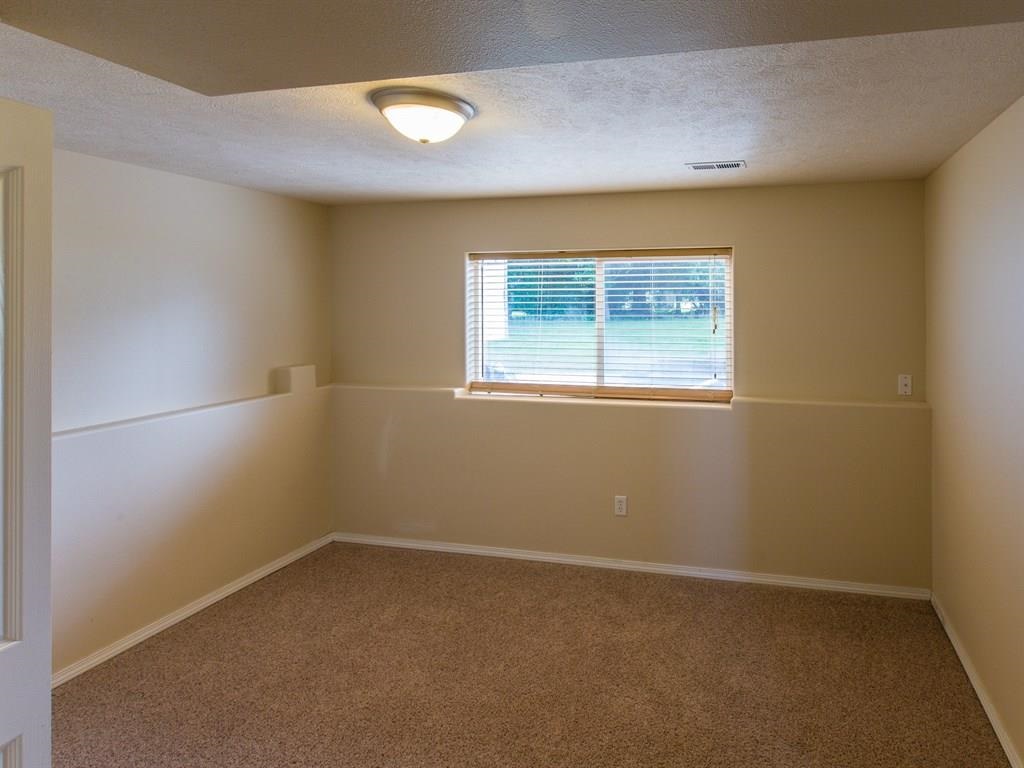 1608 N Tschirley Ln - Photo 17