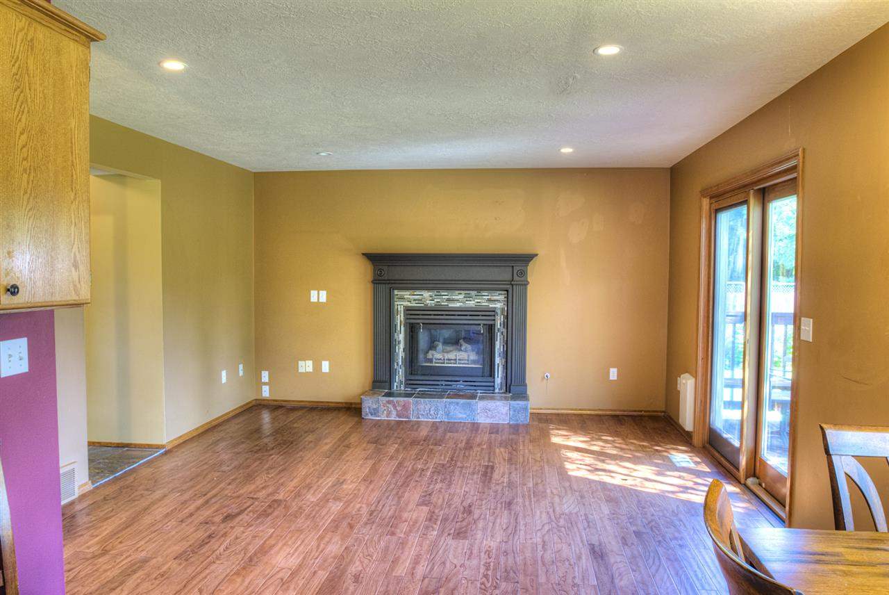 5711 S Sycamore St - Photo 11
