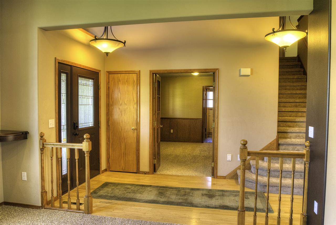 5711 S Sycamore St - Photo 7