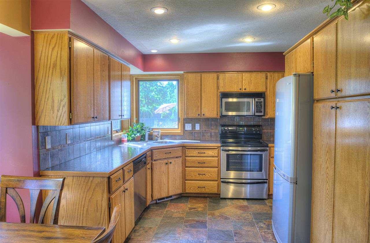 5711 S Sycamore St - Photo 10