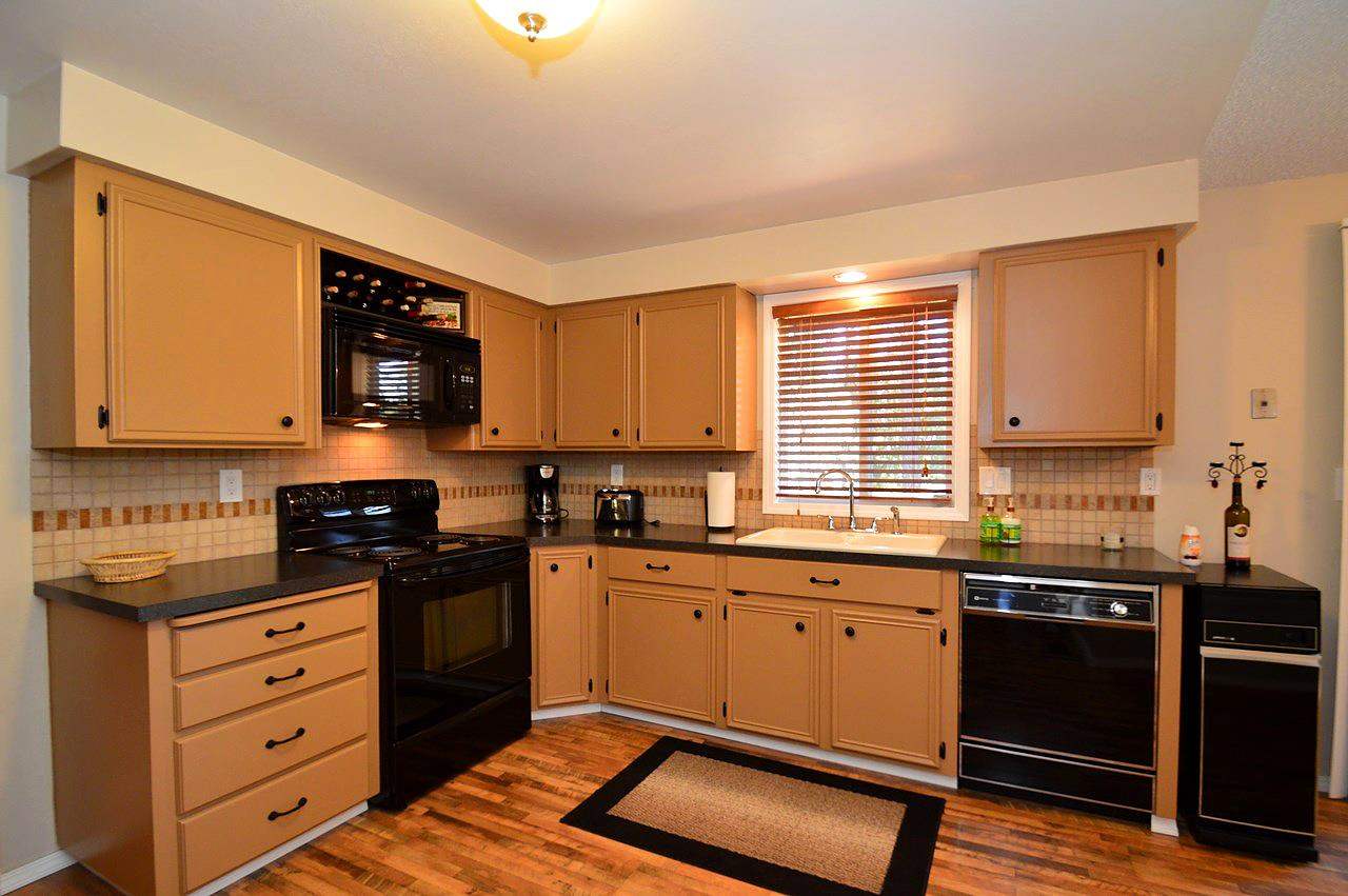 310 E Elto - Photo 5