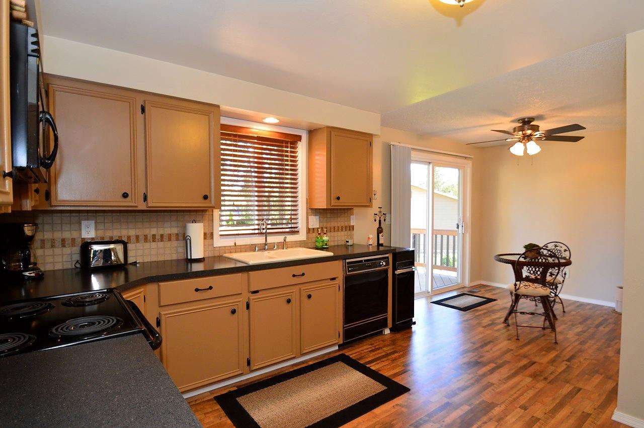 310 E Elto - Photo 7