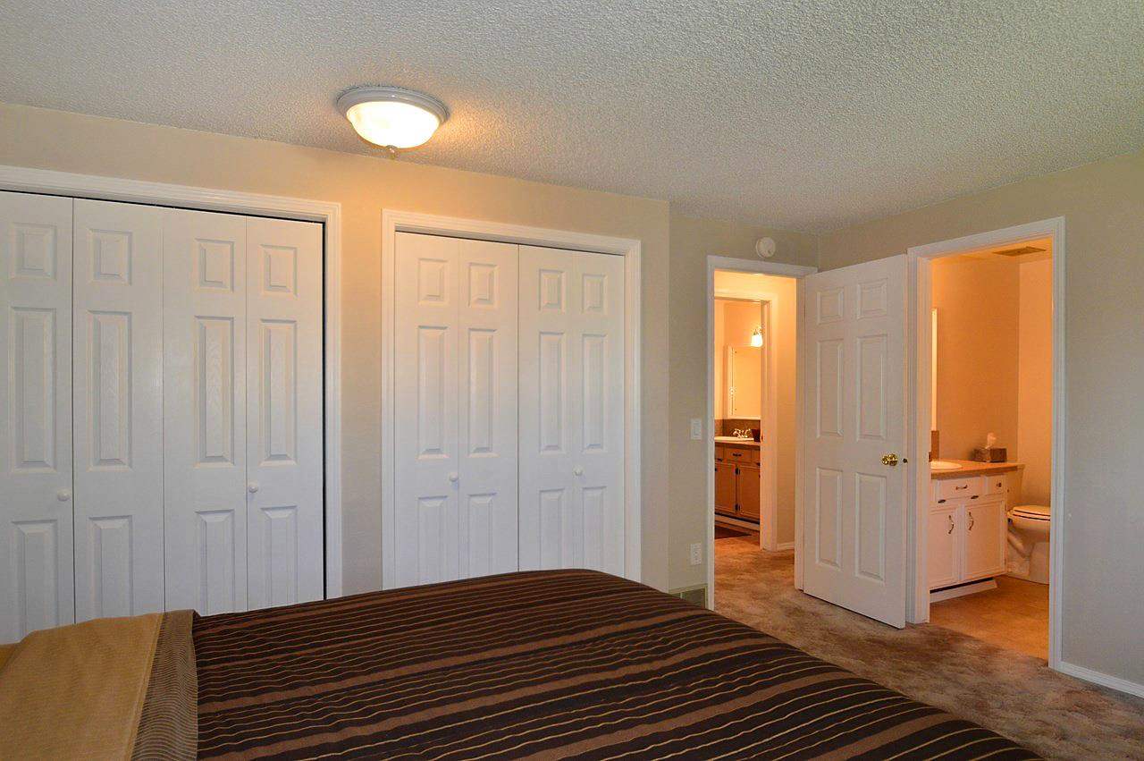 310 E Elto - Photo 9