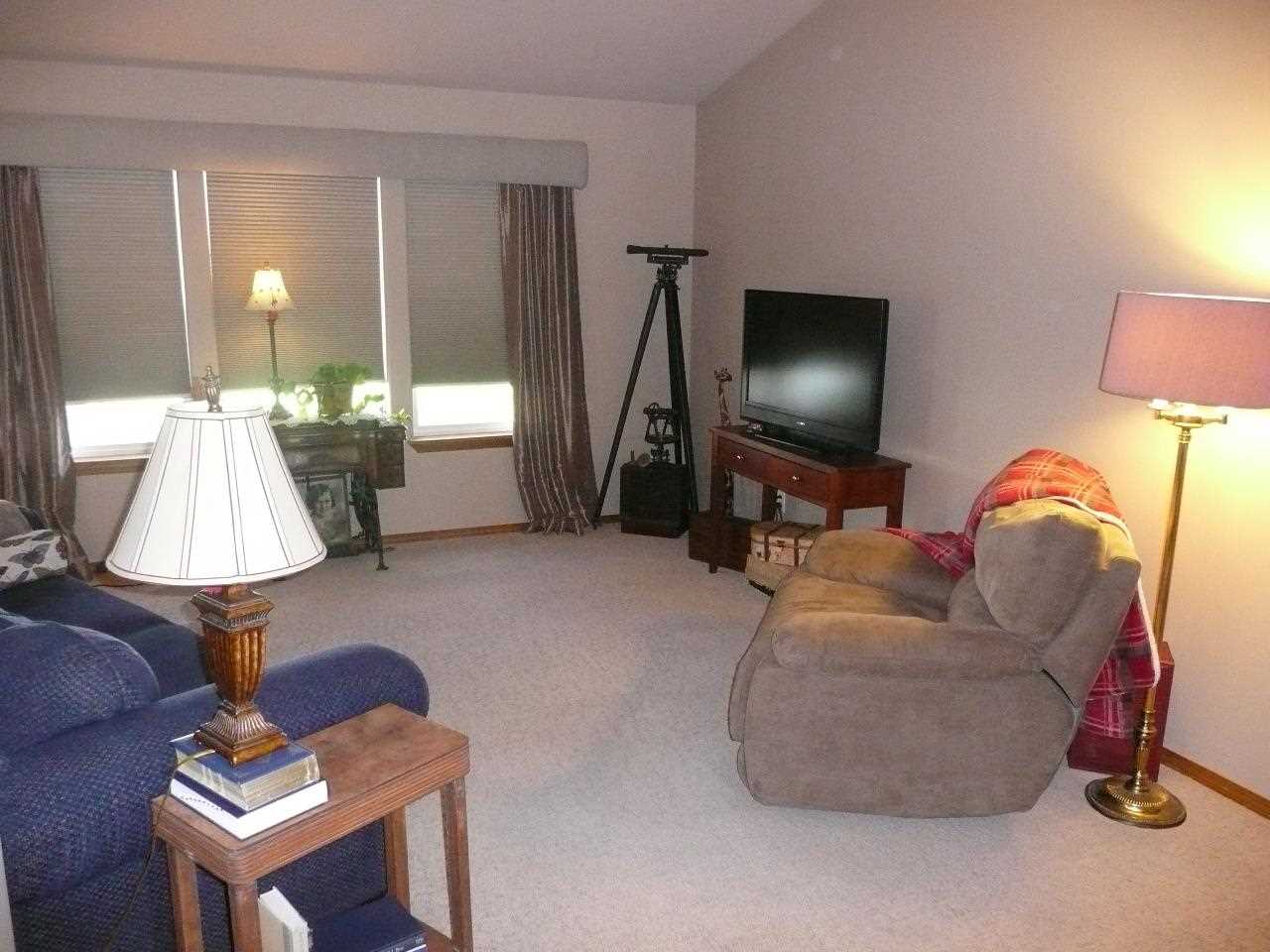 1604 N Potomac Ln - Photo 3