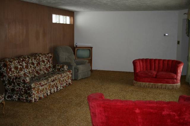 303 N 2nd St - Photo 4