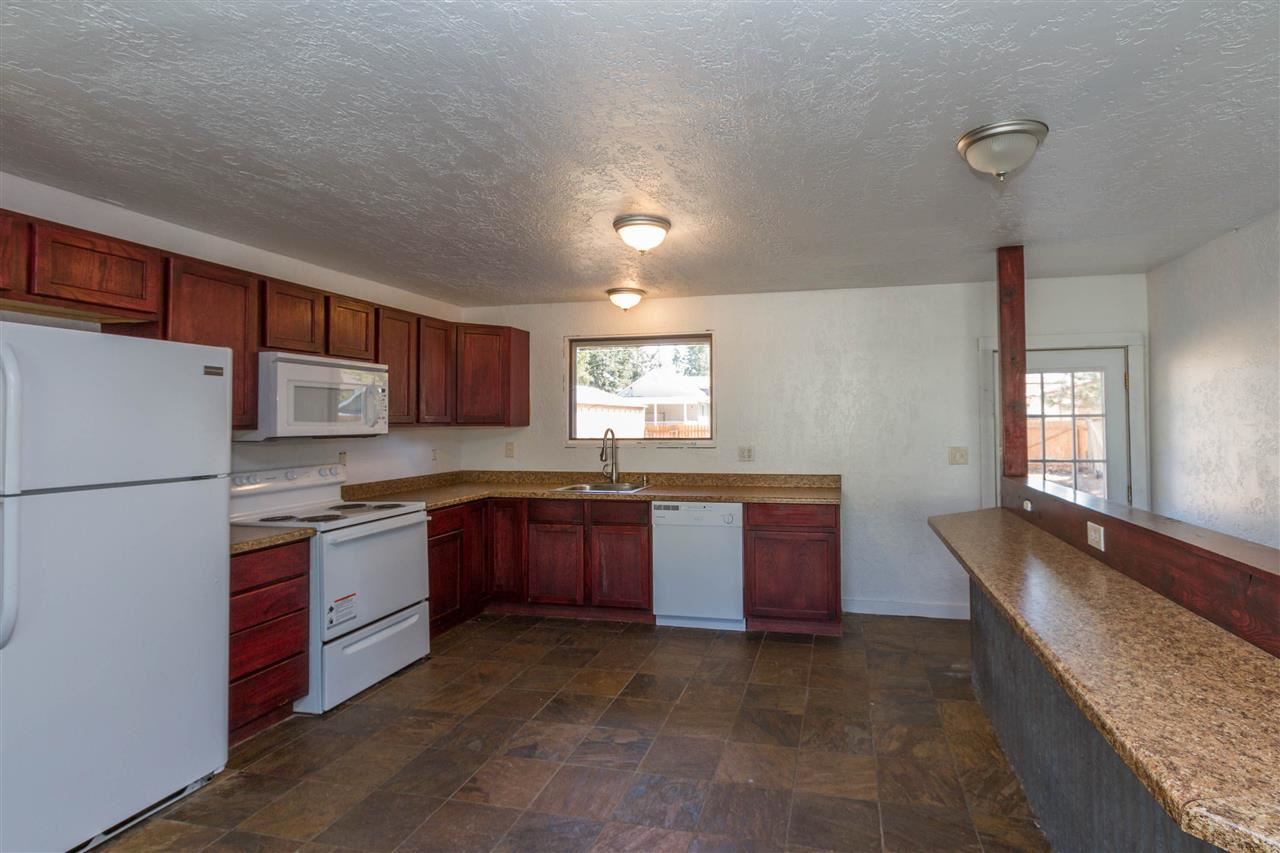 3718 E 34th - Photo 3