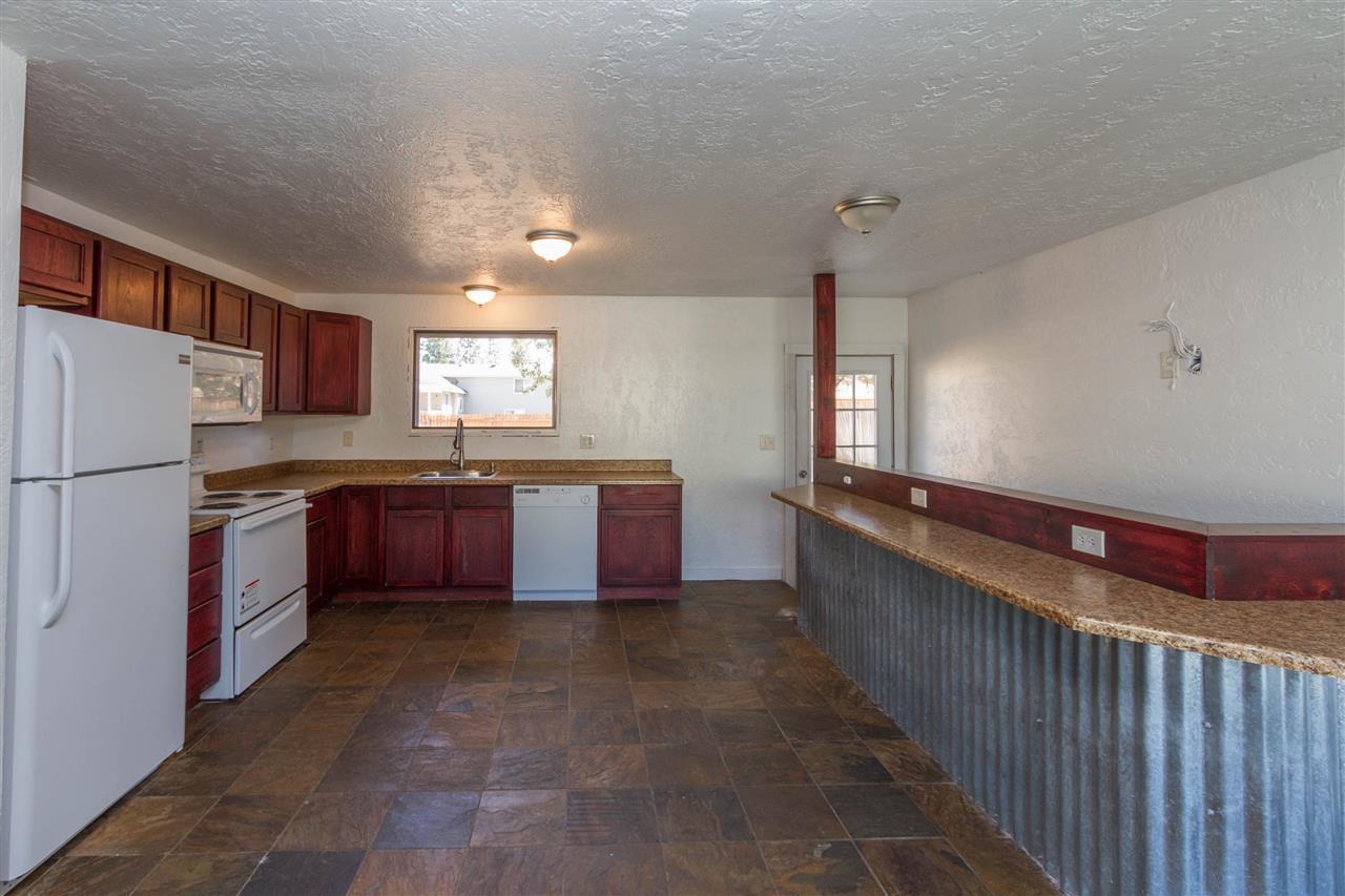 3718 E 34th - Photo 4