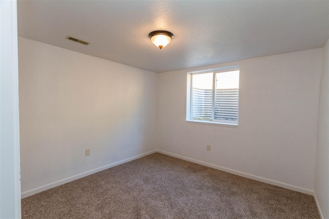3718 E 34th - Photo 9