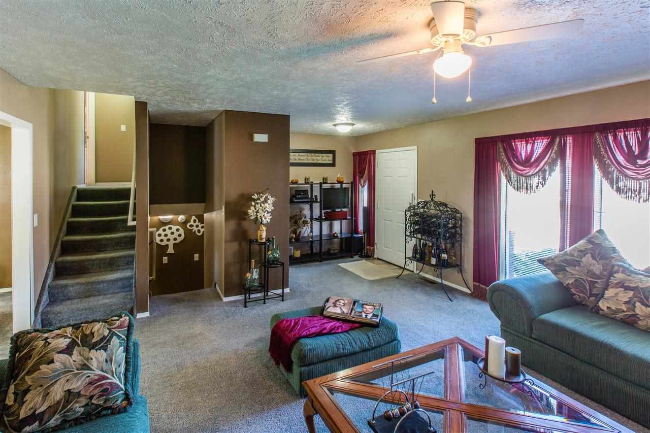 13308 E 12th Ave - Photo 4