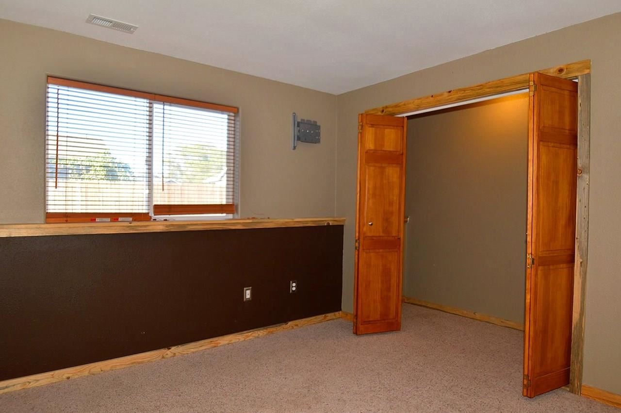 17619 E 3rd Ln - Photo 15