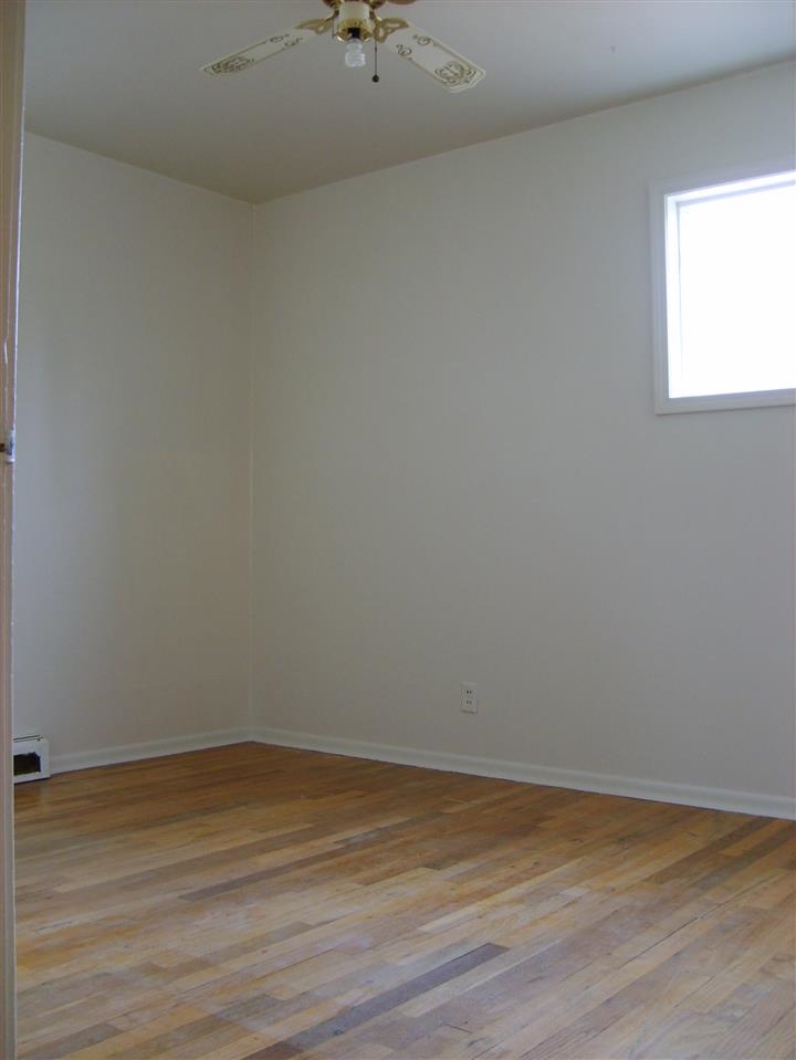 1316 W Bismark Ave - Photo 9