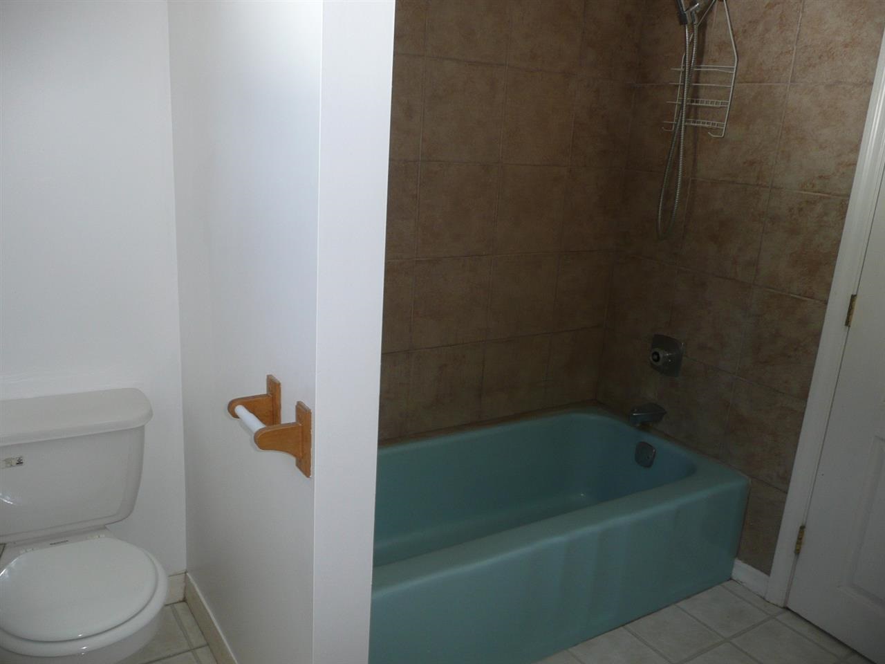320 L St - Photo 9