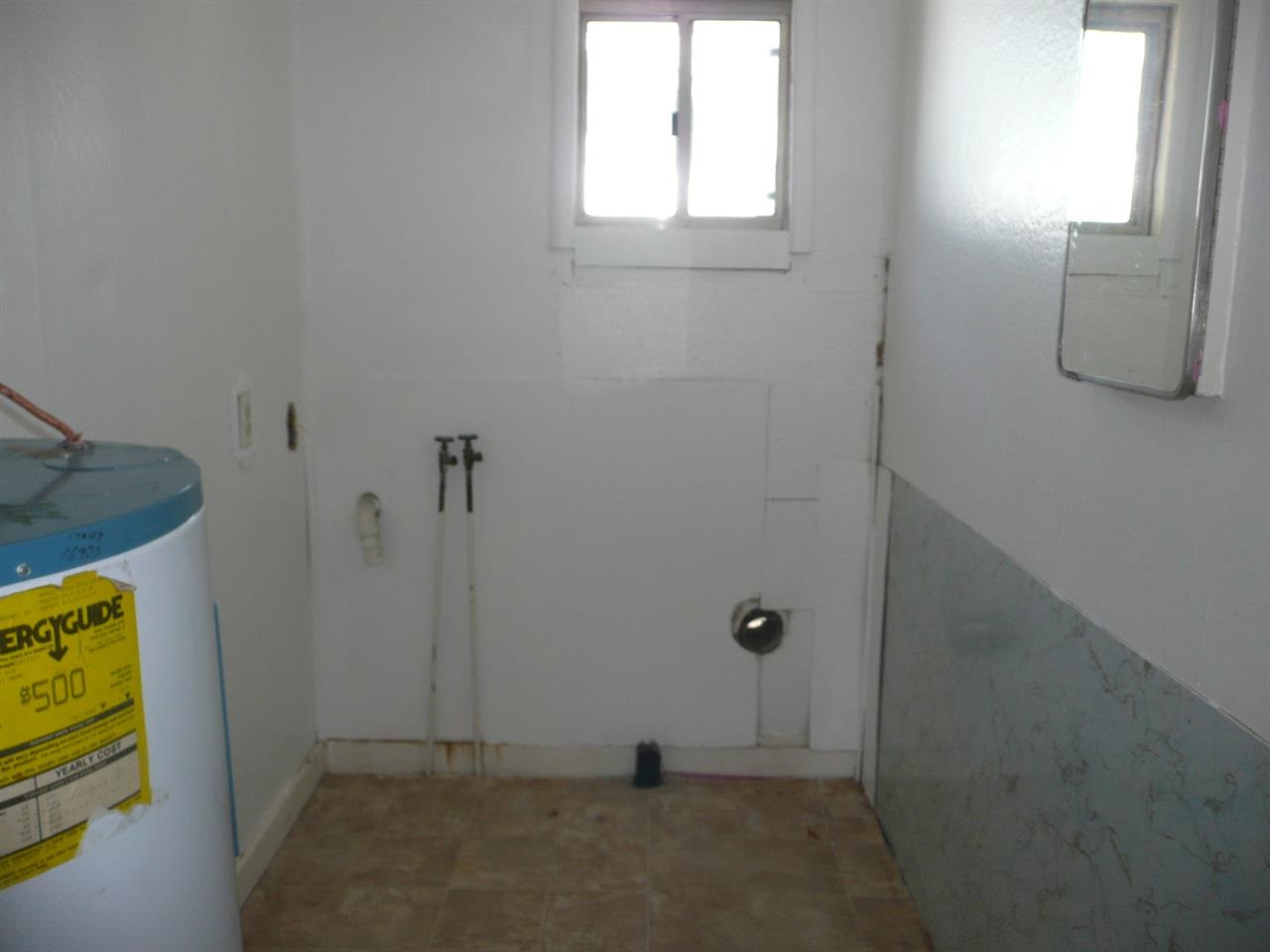 320 L St - Photo 10
