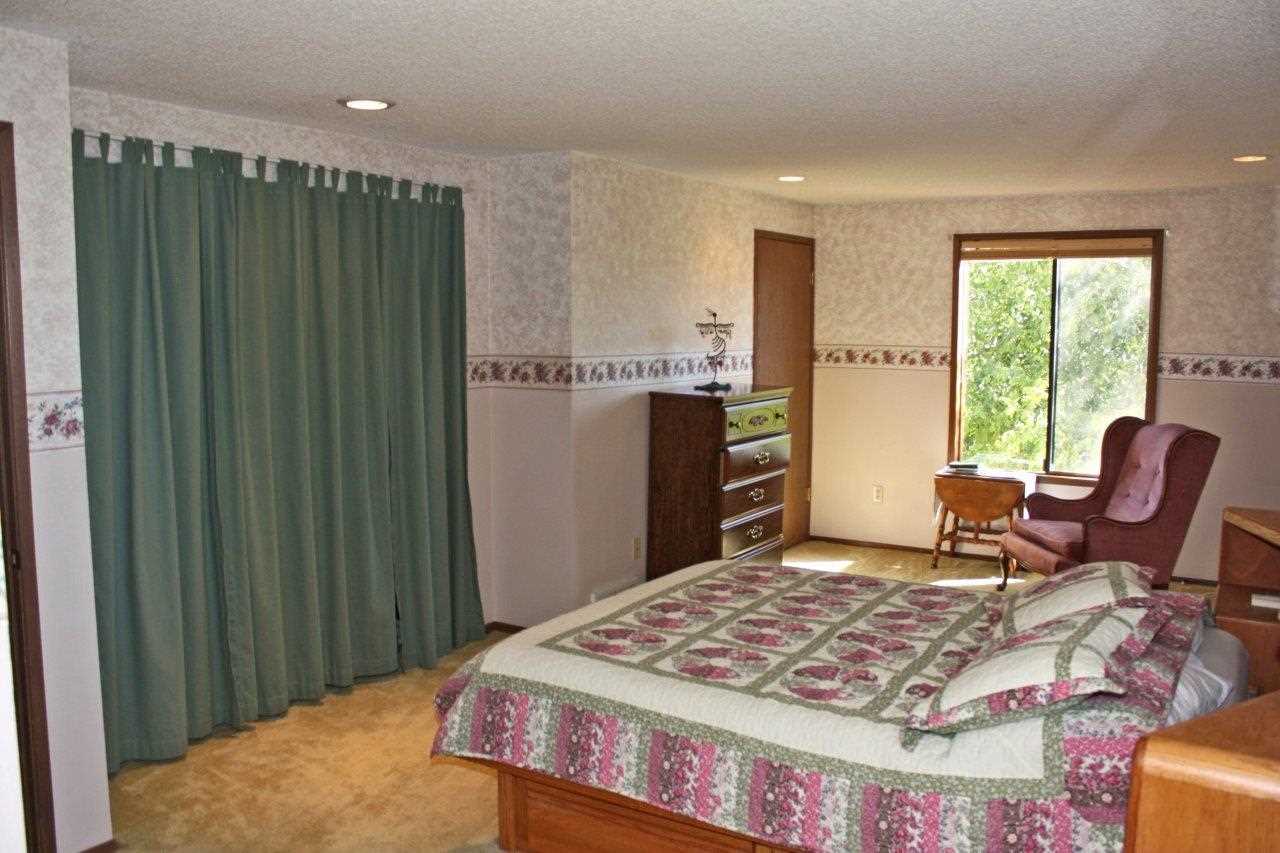 2011 E 48th - Photo 13