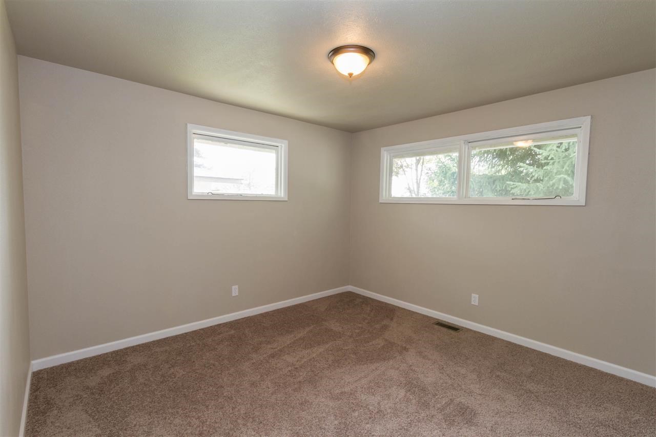 6318 N WINSTON Dr - Photo 15