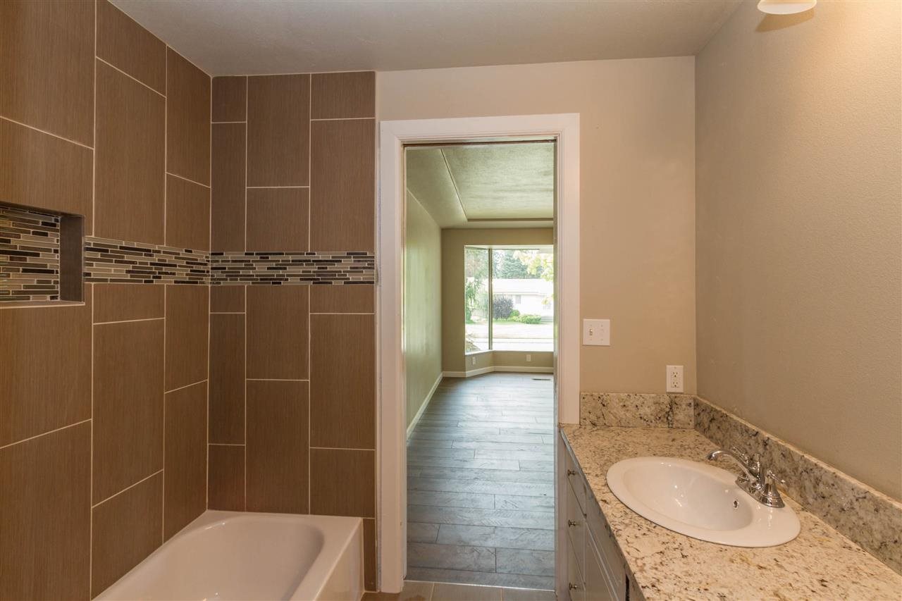6318 N WINSTON Dr - Photo 17