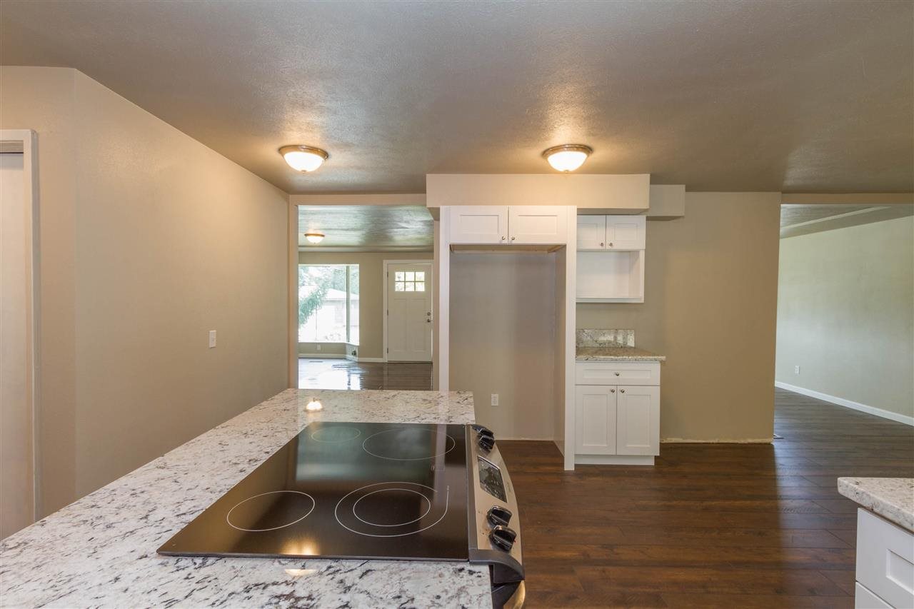 6318 N WINSTON Dr - Photo 9
