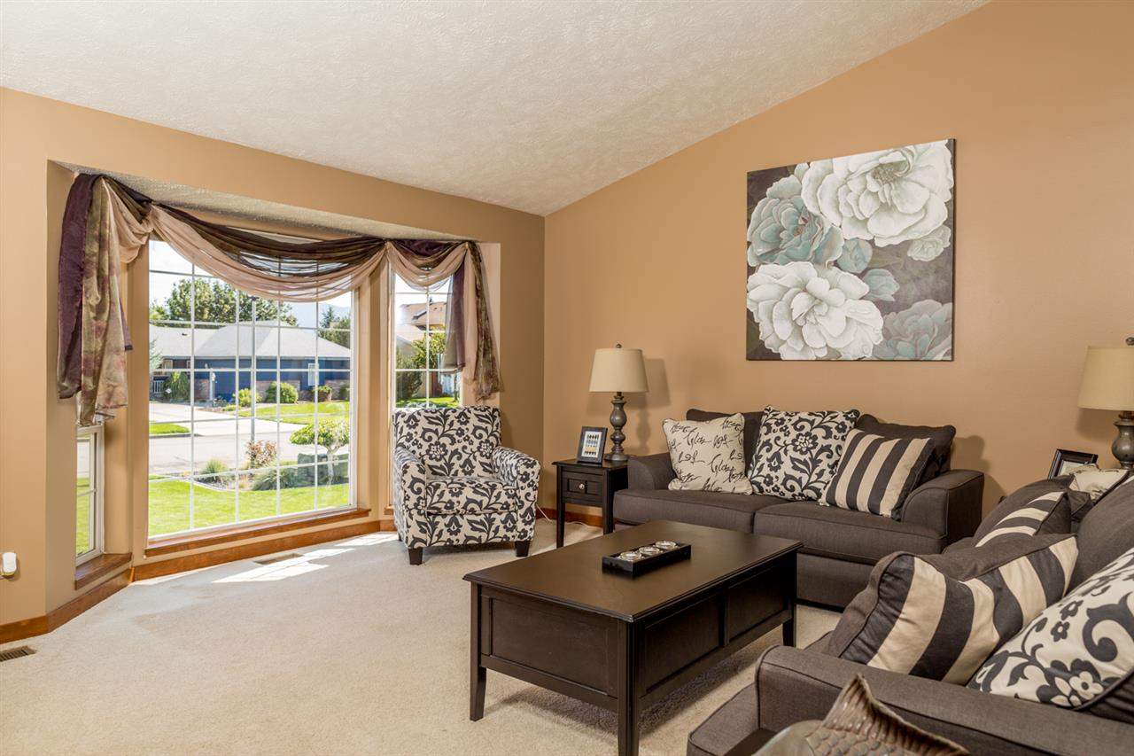 2616 S Bolivar Rd - Photo 4