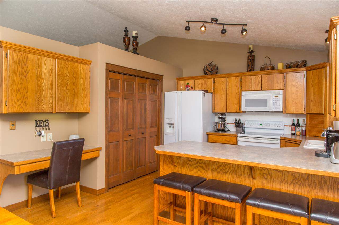 2616 S Bolivar Rd - Photo 5