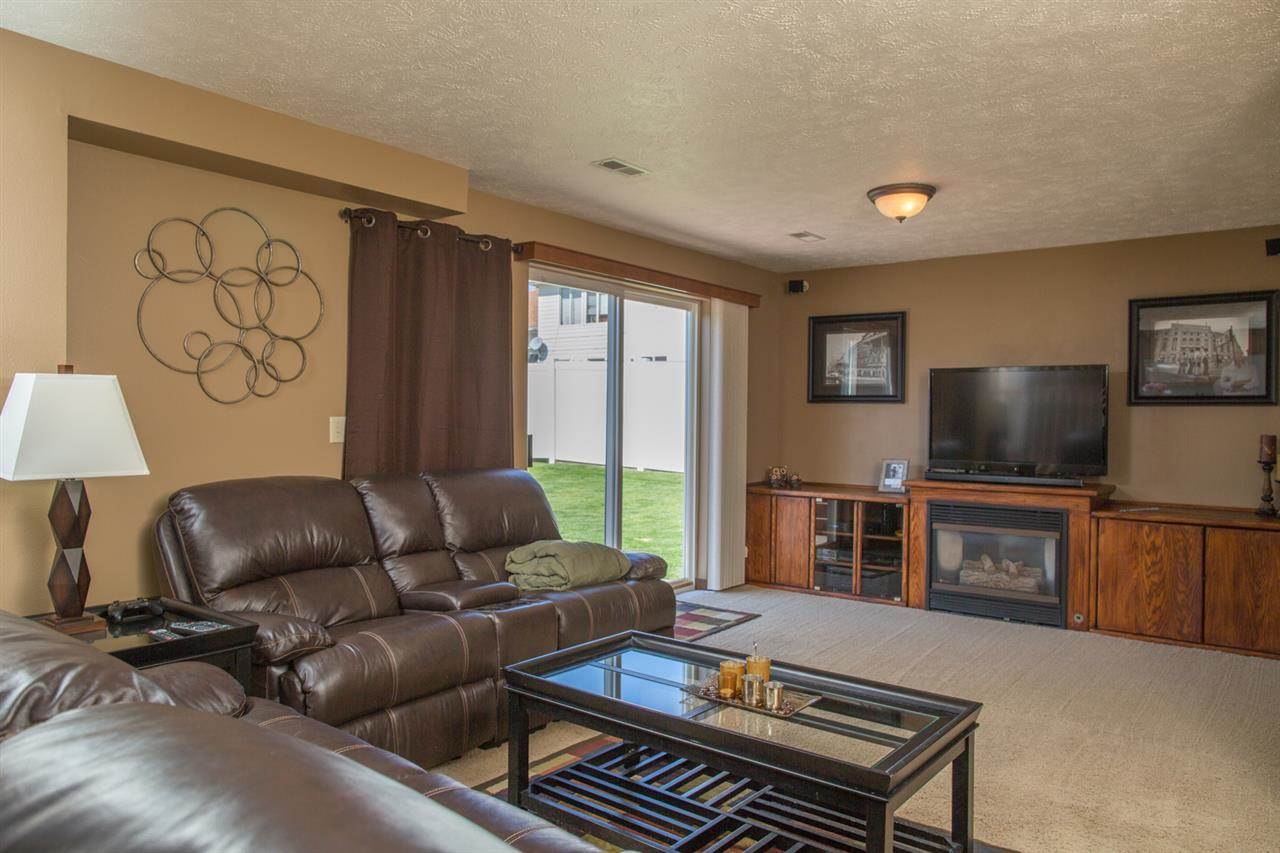 2616 S Bolivar Rd - Photo 9