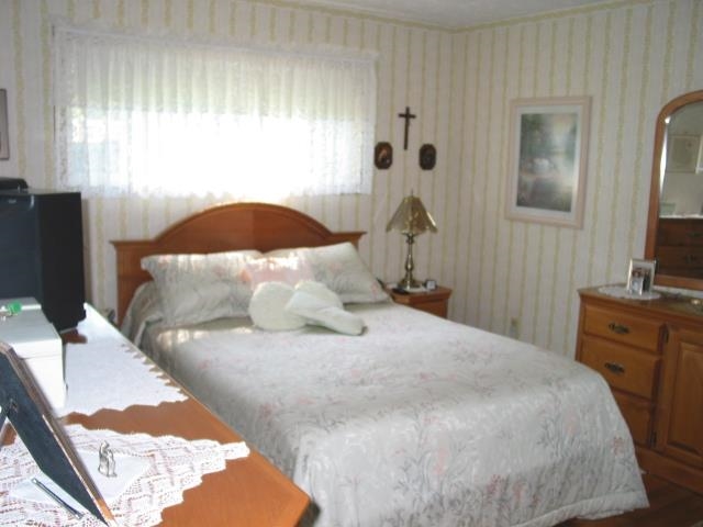 718 E 23rd - Photo 14