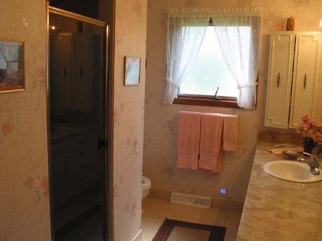 718 E 23rd - Photo 15
