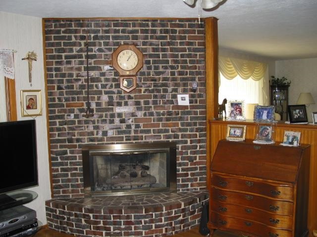 718 E 23rd - Photo 7