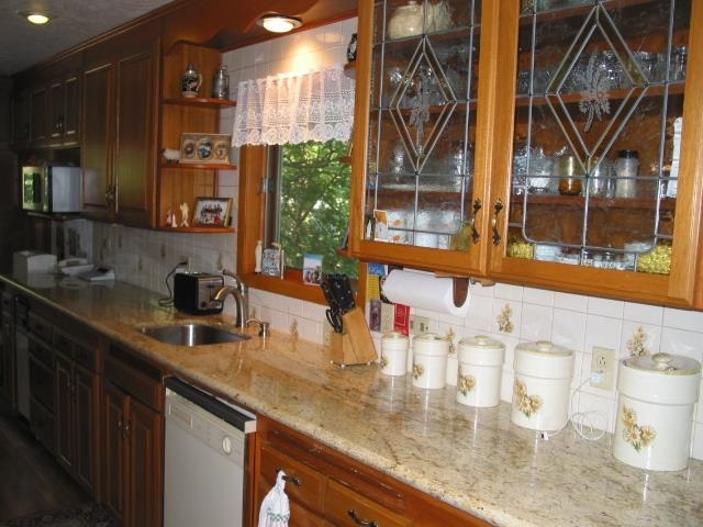 718 E 23rd - Photo 9