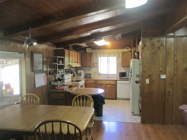 4271 Lumberg - Photo 2