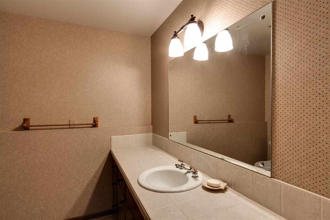 1927 E 25th Ave - Photo 13