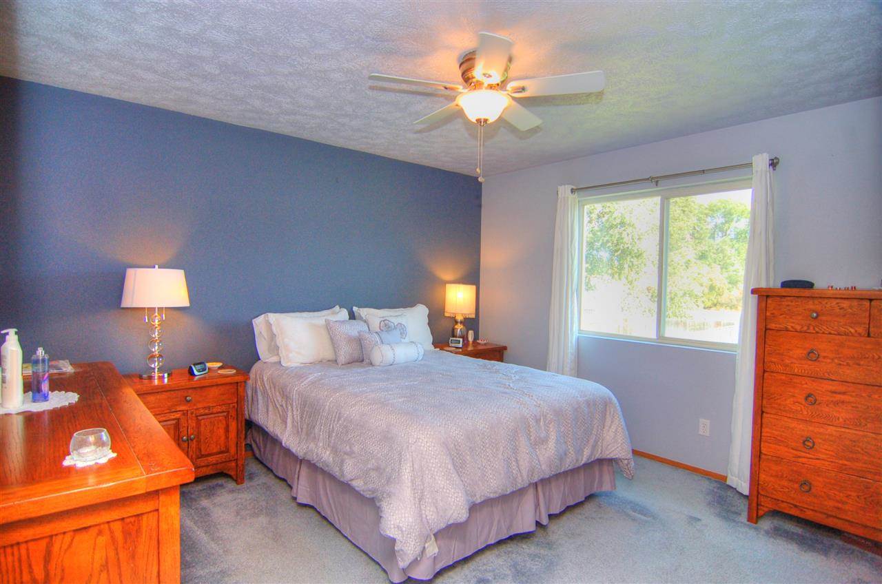 810 N Corbin Ct - Photo 11