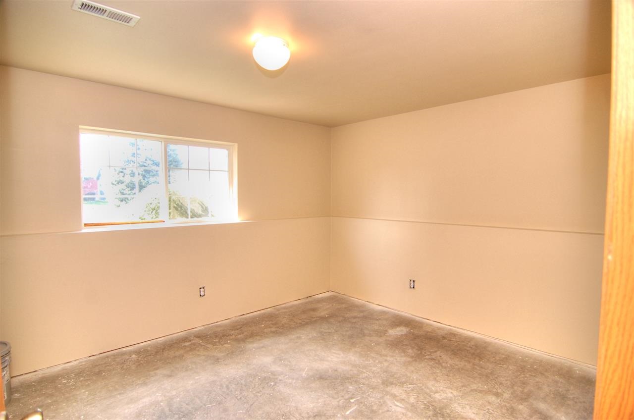 810 N Corbin Ct - Photo 16