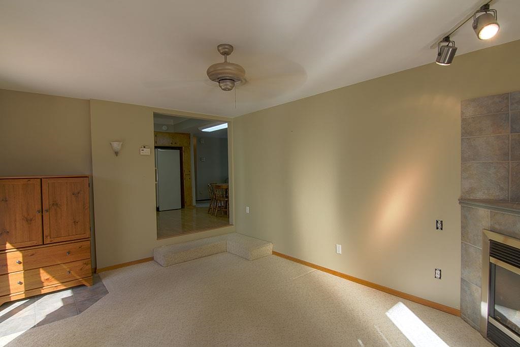 4909 N Adams Street - Photo 8