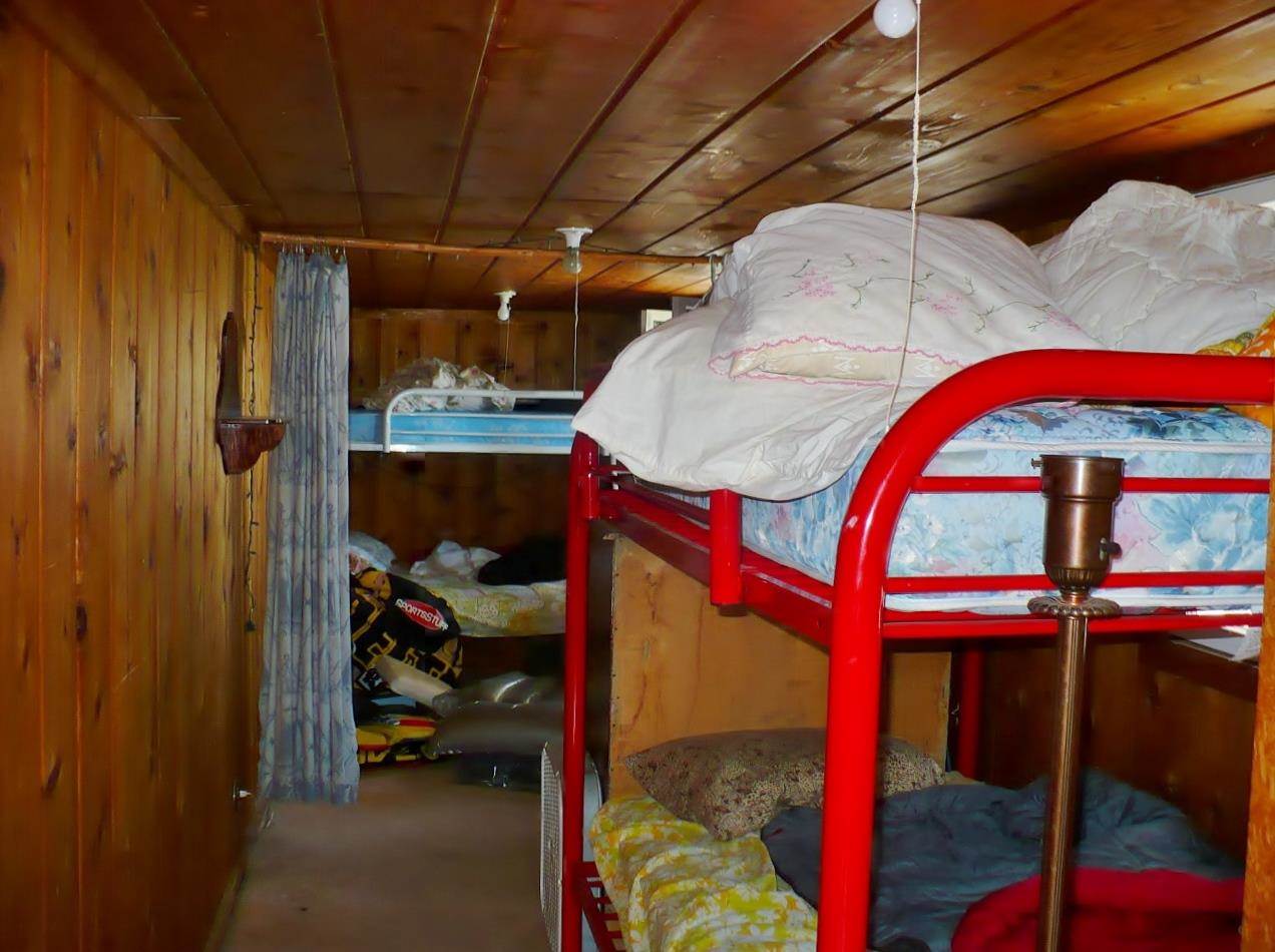 43847 Silver Beach Rd - Photo 15
