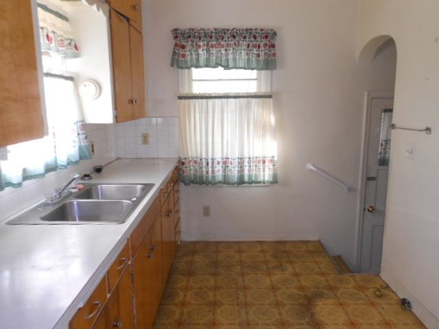 6115 N Monroe St - Photo 4