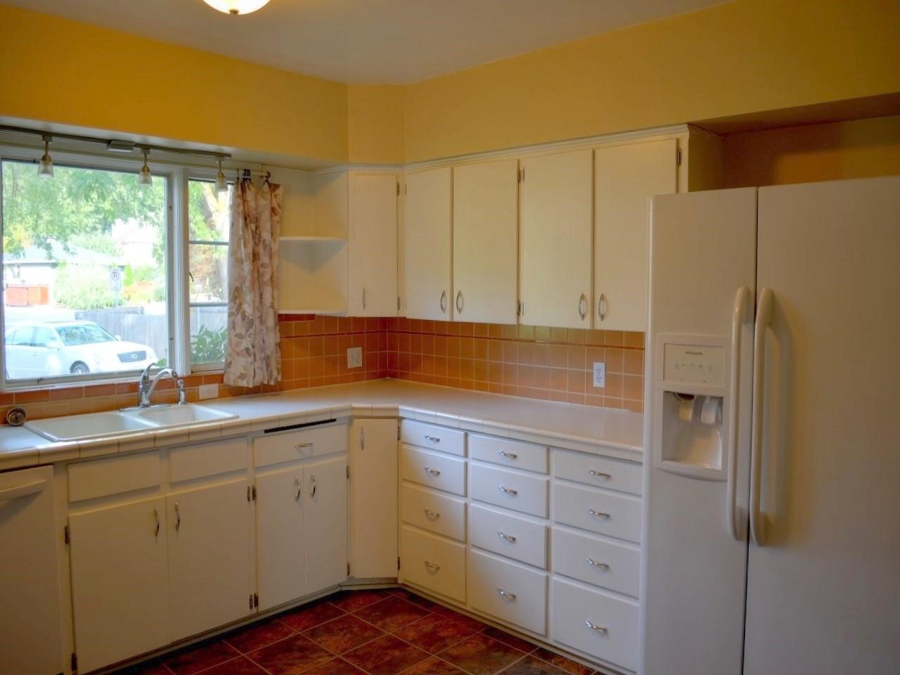 1625 S Southeast Blvd - Photo 4